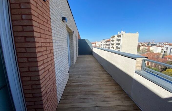 T2 NEUF DERNIER ETAGE LIVRAISON IMMINENTE MINIMES — photo 2