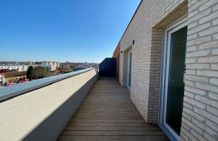 T2 NEUF DERNIER ETAGE LIVRAISON IMMINENTE MINIMES — photo 4