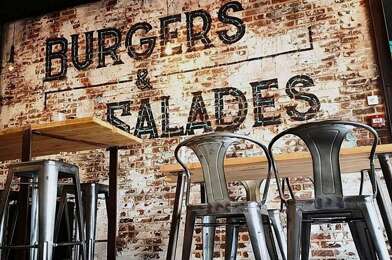 Commerce  225000 €