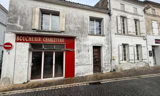 Maison 7 Pièces 222 m² à vendre à Cozes (17120)