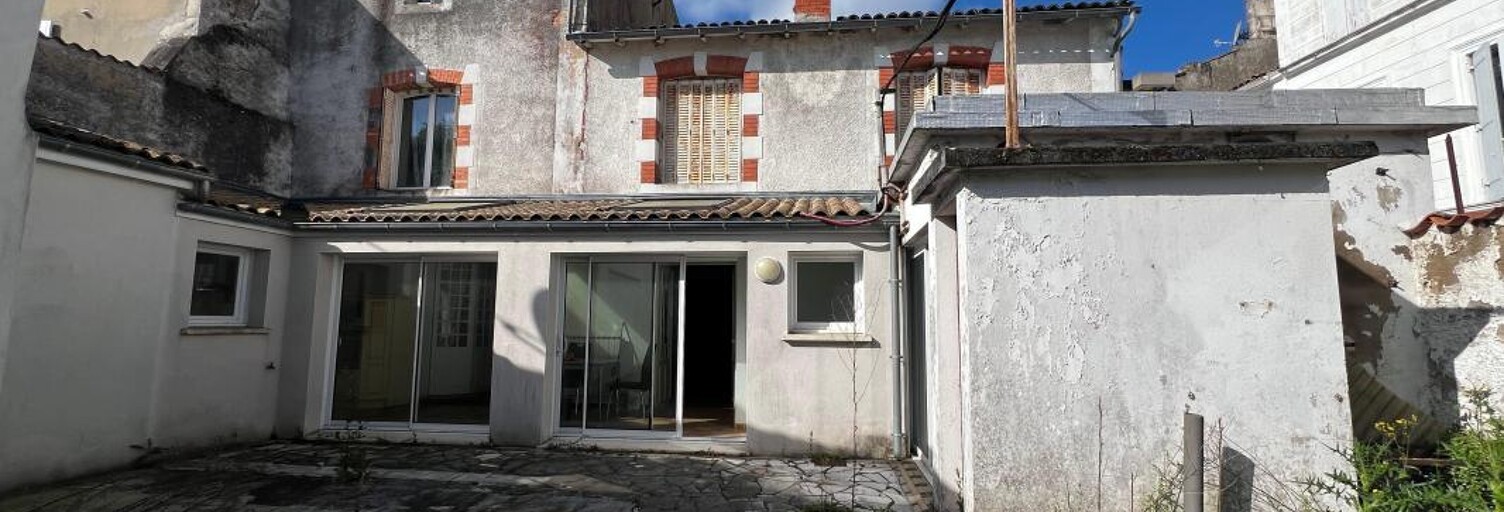Maison 7 Pièces 222 m² à vendre à Cozes (17120)