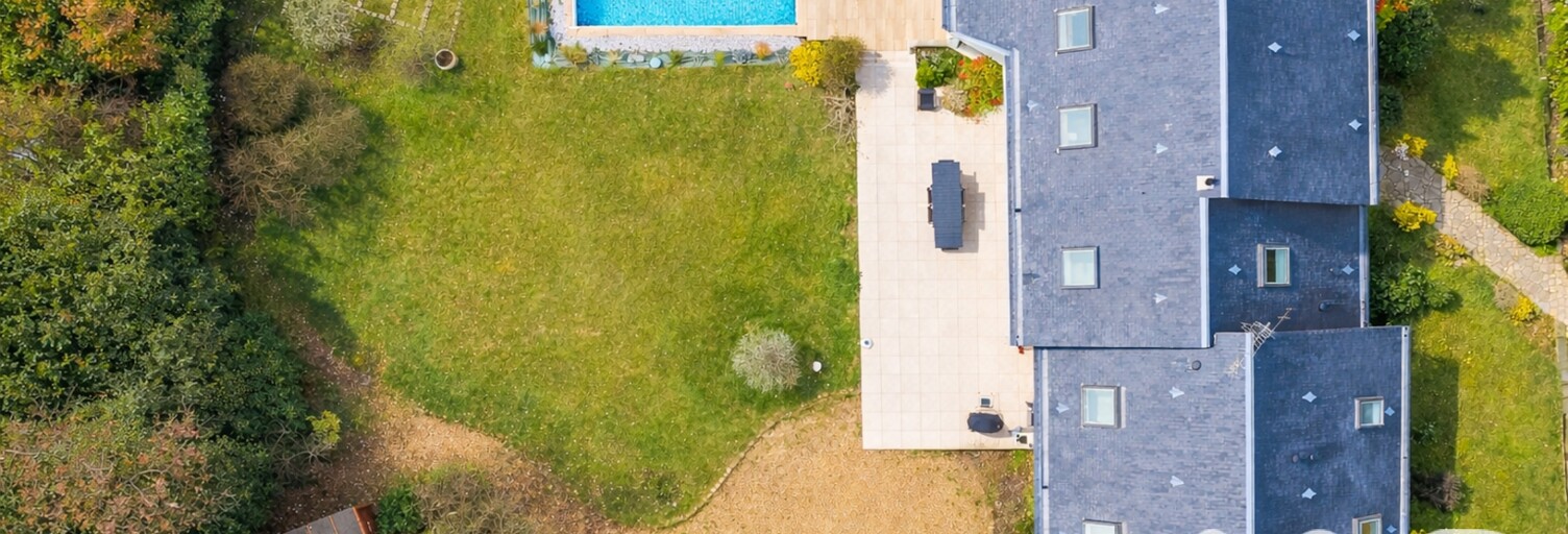 Maison 9 Pièces 229 m² à vendre à Yvré-l'Évêque (72530)