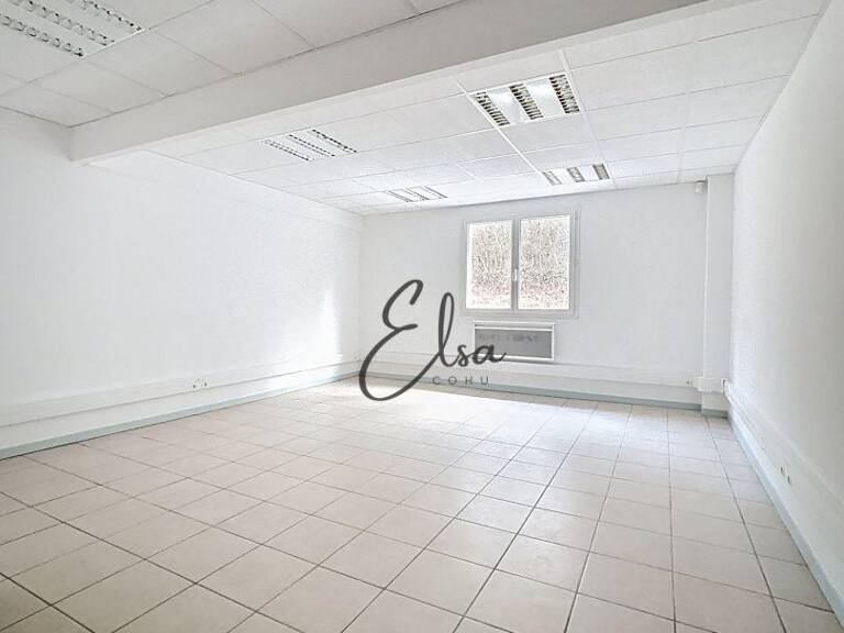 Location Surface diverse 19 m&sup2; — photo 1
