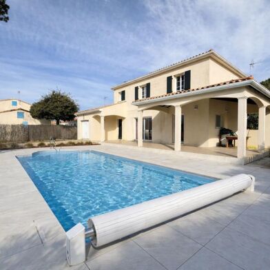 Maison 5 pièces 799760 €