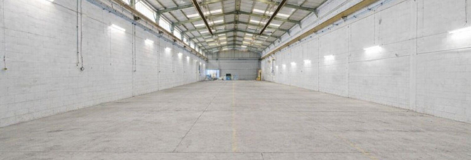 Commerce  1600 m² à vendre à Ozoir-la-Ferrière (77330)