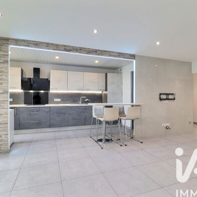 Appartement 5 pièces 280000 €