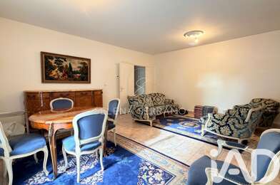 Appartement 4 pièces 240000 €