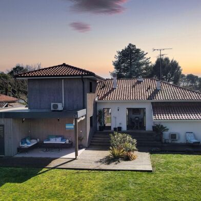 Maison 6 pièces 895000 €