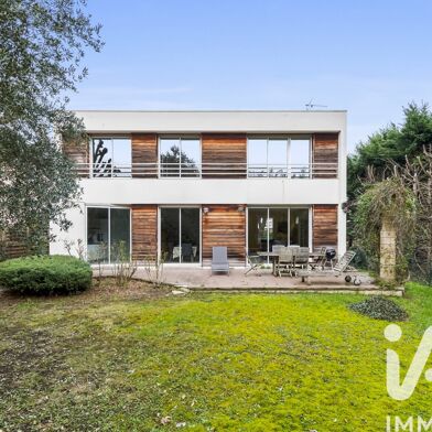 Maison 6 pièces 1395000 €
