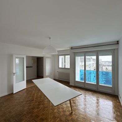 Appartement 5 pièces 244900 €