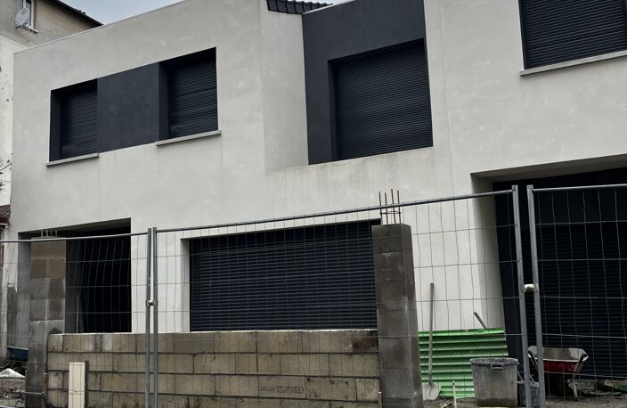 Vente Maison/villa 5 pièces — photo 2