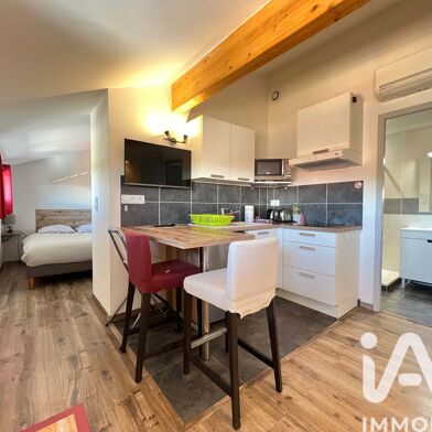 Immeuble  305000 €