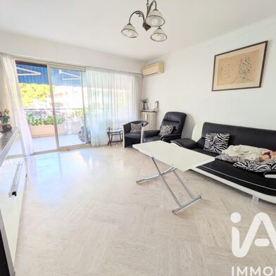 Appartement 3 pièces 452650 €