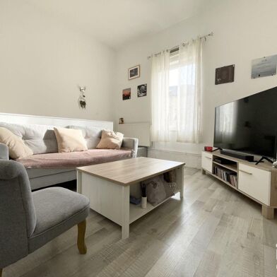 Appartement 3 pièces 780 €