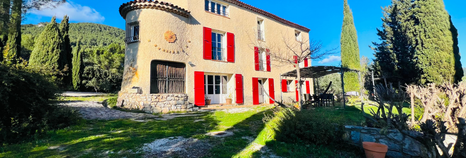 Maison 10 Pièces 265 m² à vendre à Le Revest-les-Eaux (83200)