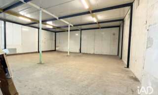 Commerce  1963 m² à louer à Mareuil-lès-Meaux (77100)