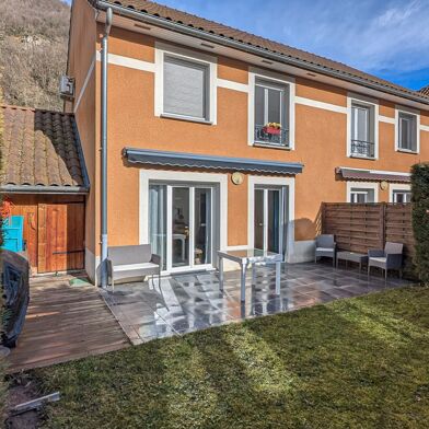 Maison 5 pièces 299000 €