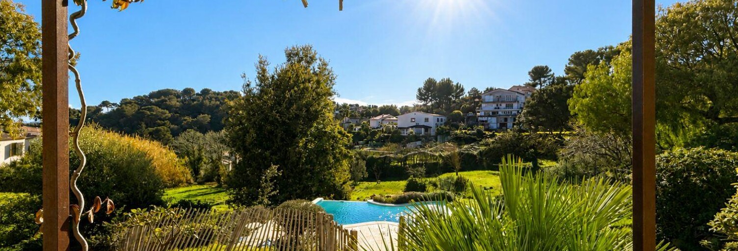 Maison 7 Pièces 167 m² à vendre à Antibes (06600)