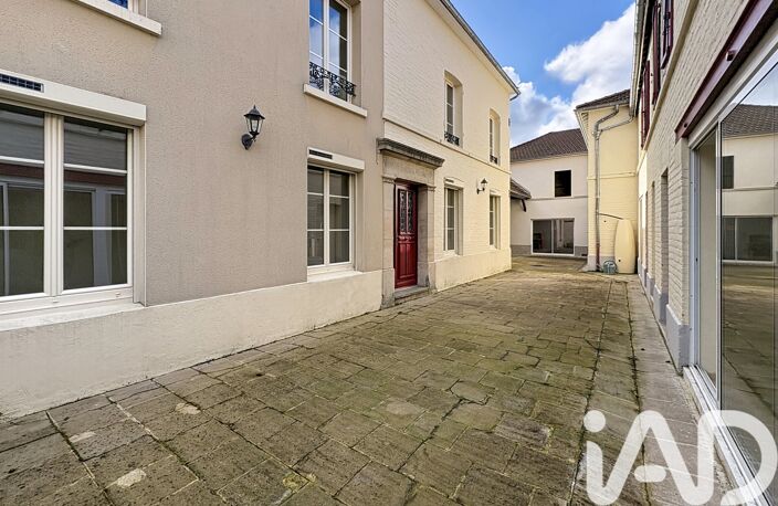 Vente Maison de ville 9 pièces — photo 2
