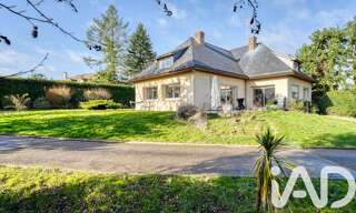 Maison 9 Pièces 250 m² à louer à Orgeval (78630)