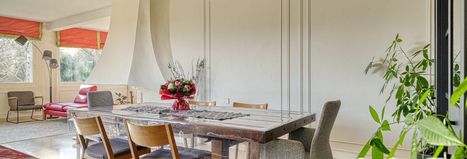 Maison 9 Pièces 250 m² à louer à Orgeval (78630)