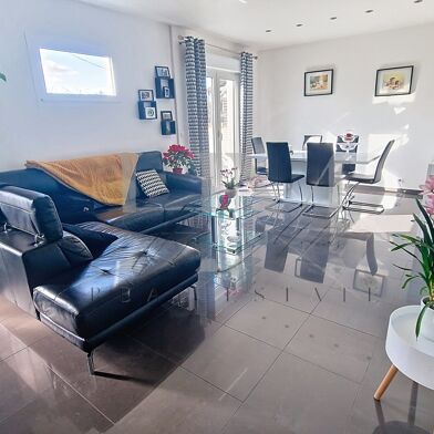 Maison 5 pièces 359000 €