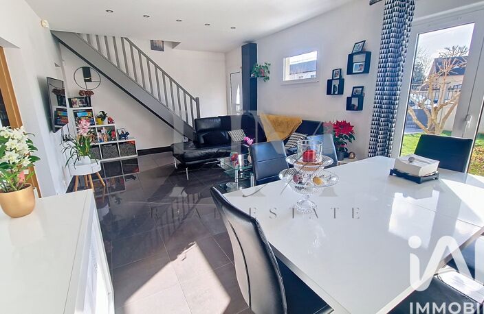 Vente Maison traditionnelle 5 pièces — photo 2
