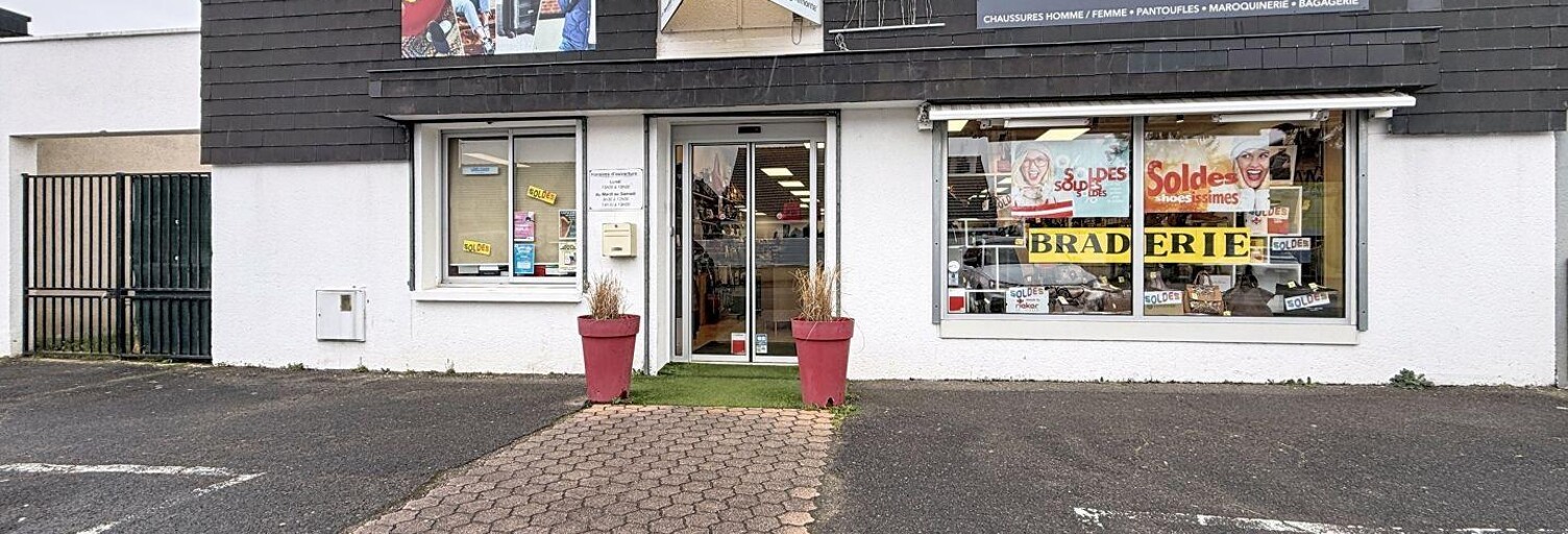 Commerce  300 m² à vendre à Nazelles-Négron (37530)