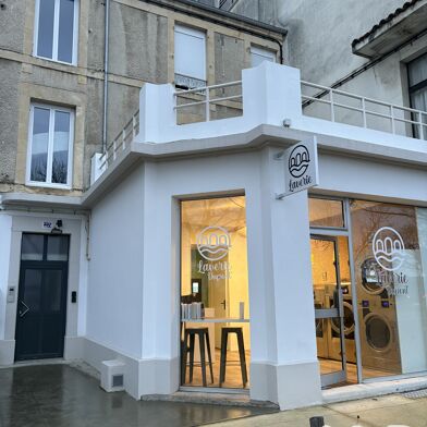 Immeuble  339000 €