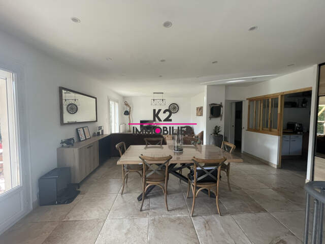 VILLA de 166 M² RENOVEE 5 CHAMBRES — photo du bien