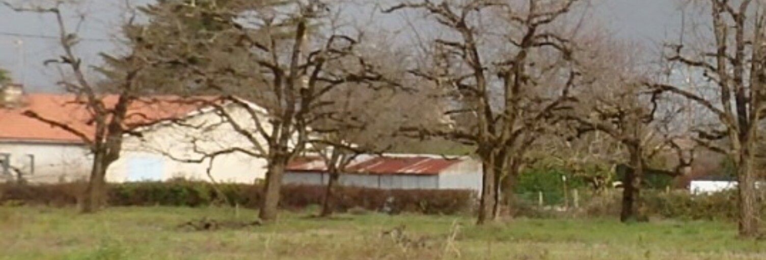 Terrain  680 m² à vendre à Saint-Pierre-sur-Dropt (47120)