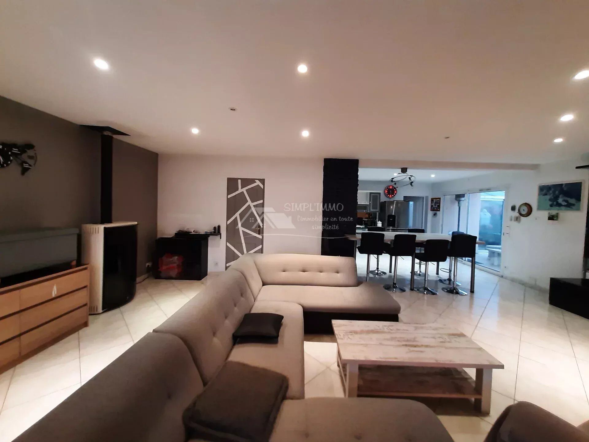 Villa / Maison  T5 à vendre Saint-Sulpice-de-Royan 17200