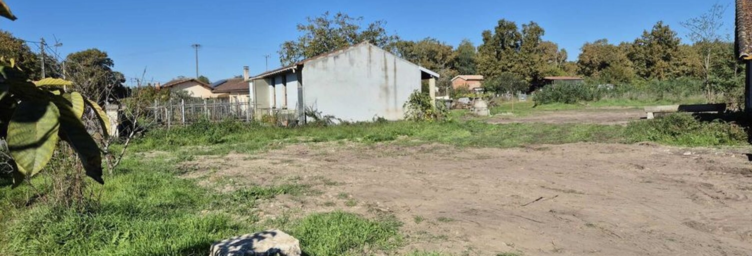 Terrain  740 m² à vendre à Saint-Sauveur (33250)