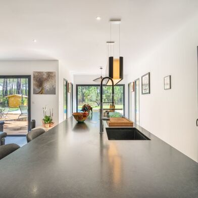 Maison 4 pièces 398500 €