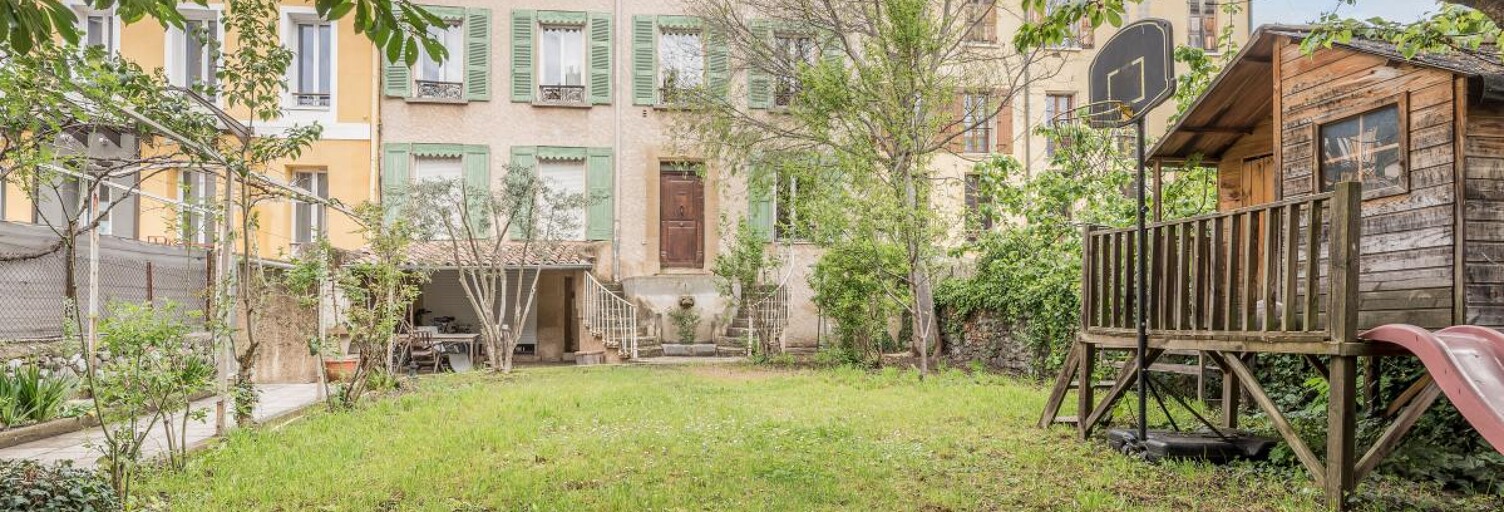 Maison 9 Pièces 325 m² à vendre à Digne-les-Bains (04000)