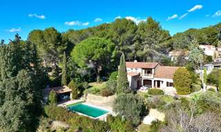 Maison 6 Pièces 203 m² à vendre à Cornillon-Confoux (13250)