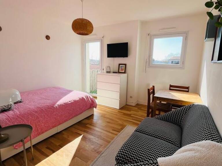 À Vendre – Studio avec balcon et stationnement – Tasdon, La Rochelle   — photo 1
