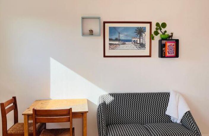 À Vendre – Studio avec balcon et stationnement – Tasdon, La Rochelle   — photo 5
