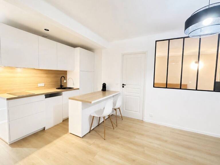 Appartement À Vendre — photo 1