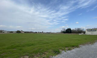 Terrain   m² à vendre à Lencloître (86140)