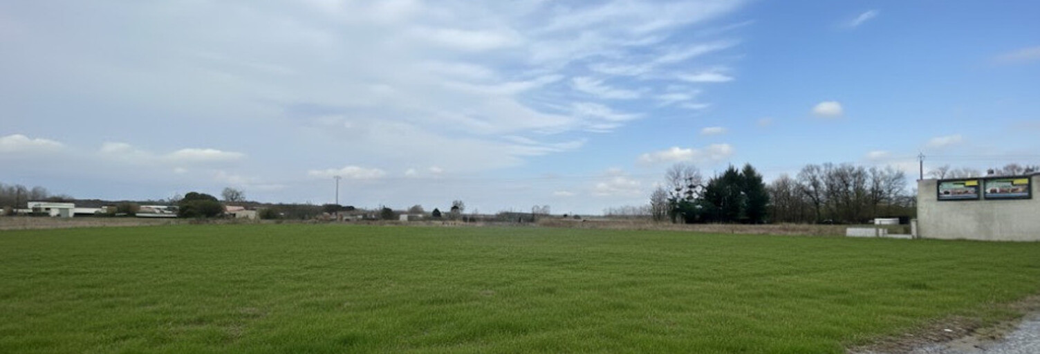Terrain   m² à vendre à Lencloître (86140)