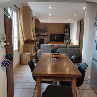 Appartement 3 pièces 1100 €