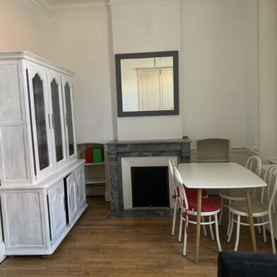 Appartement 2 pièces 700 €