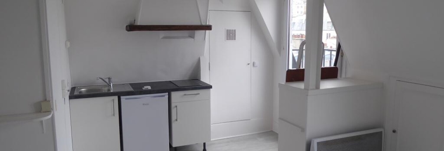 Appartement 1 Pièce 16 m² à louer à Paris 18 (75018)