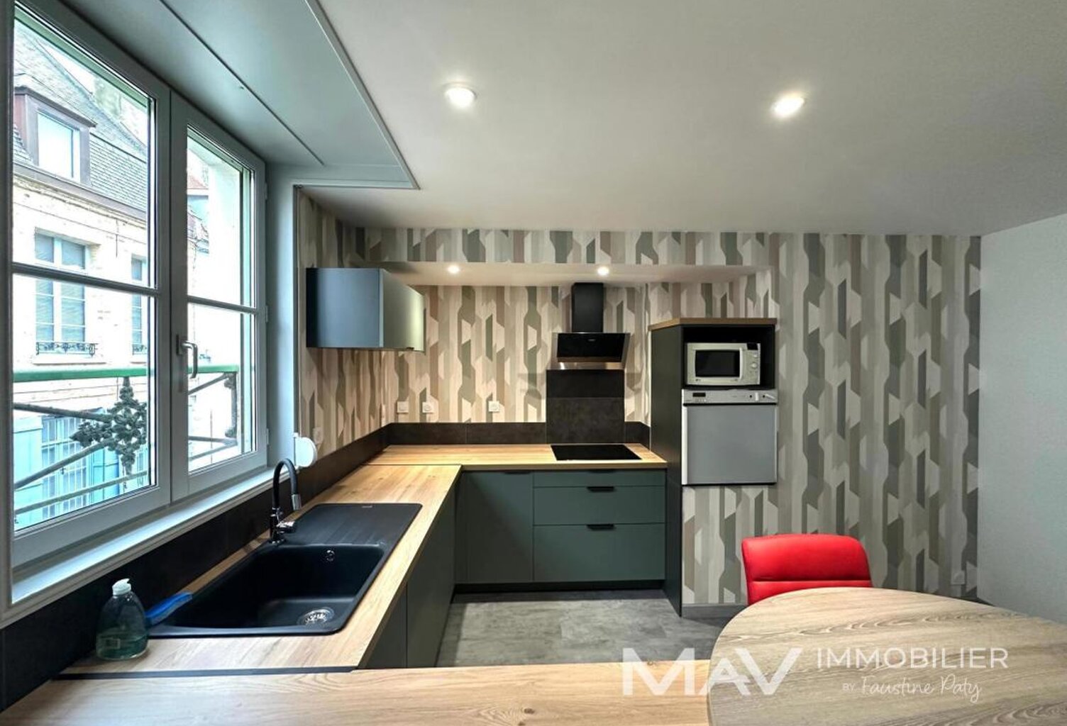 SAINT-OMER - APPARTEMENT EN TRIPLEX RENOVE DE 76,60M² — photo 1