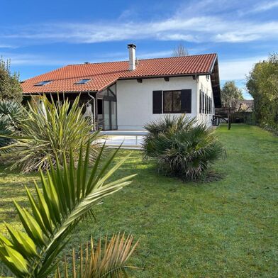 Maison 6 pièces 717600 €