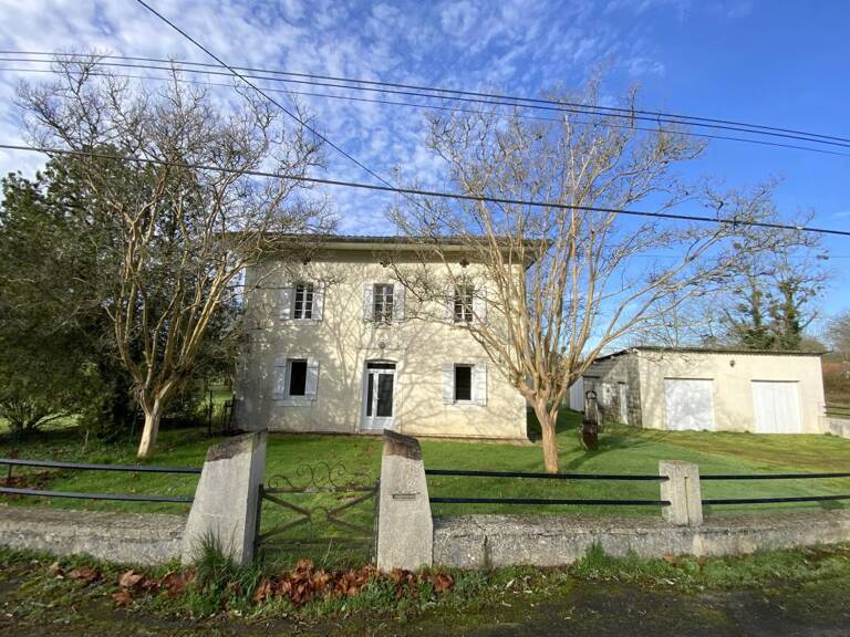 Maison À Vendre avec garage — photo 1
