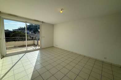 Appartement 3 pièces 659 €