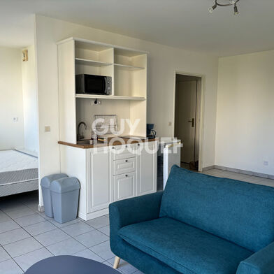 Appartement 1 pièces 782 €