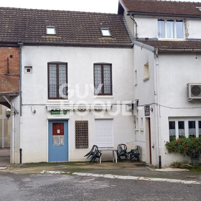 Maison 17 pièces 312000 €